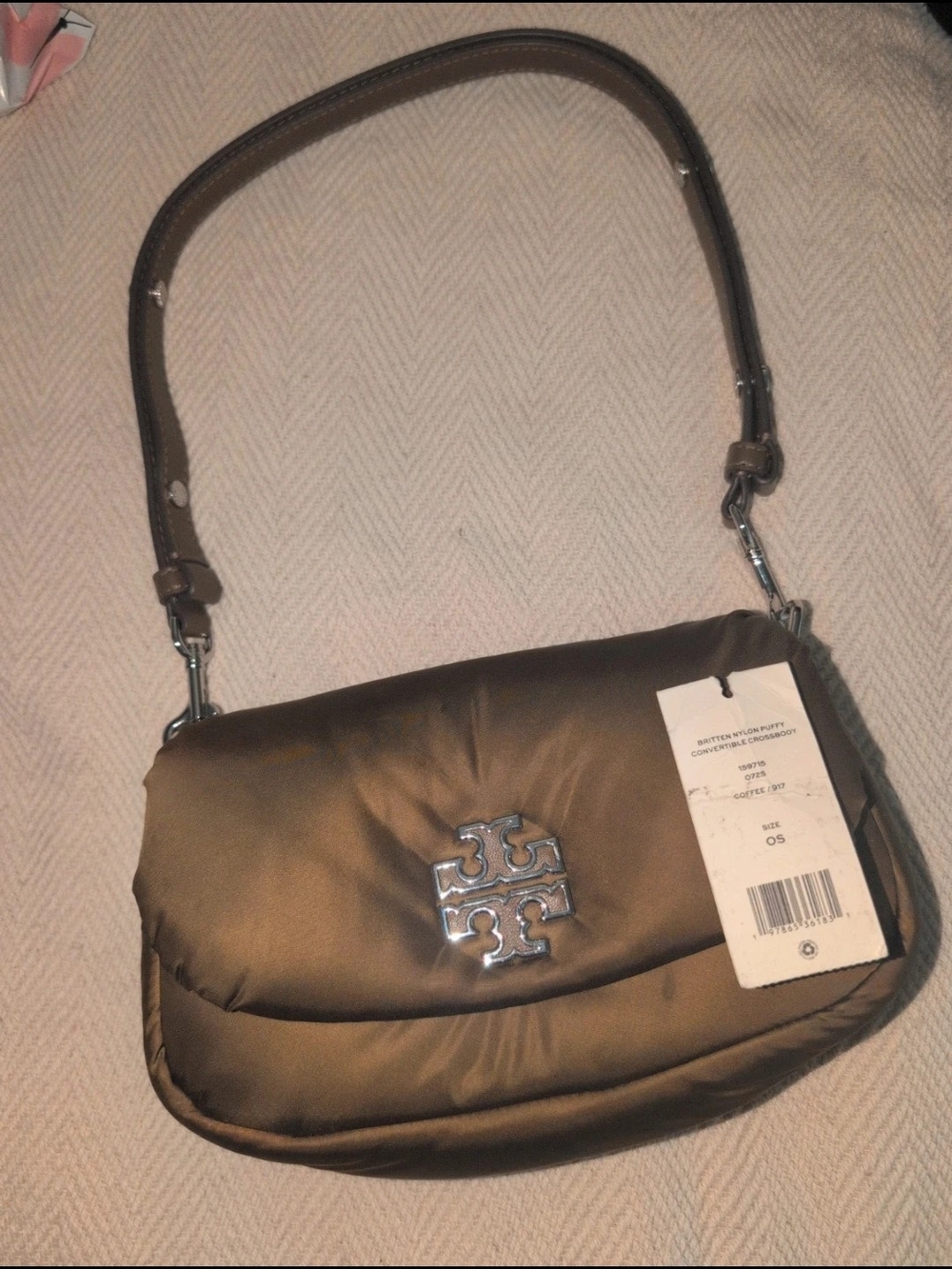 Tory Burch Quilted Shoulder Bag with Silver Logo